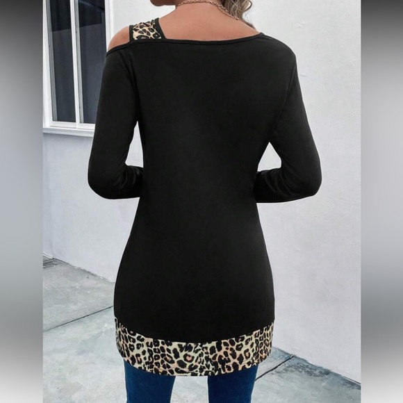 Boho leopard print cold shoulder top - Picture 2 of 8